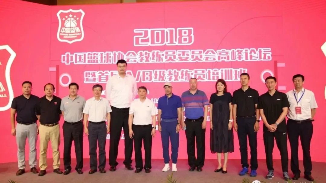 如何通过反馈分析提升篮球战术意识_0